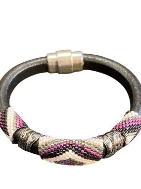 ✔️✔️Seed Bead Magnetic Leather Bracelet
